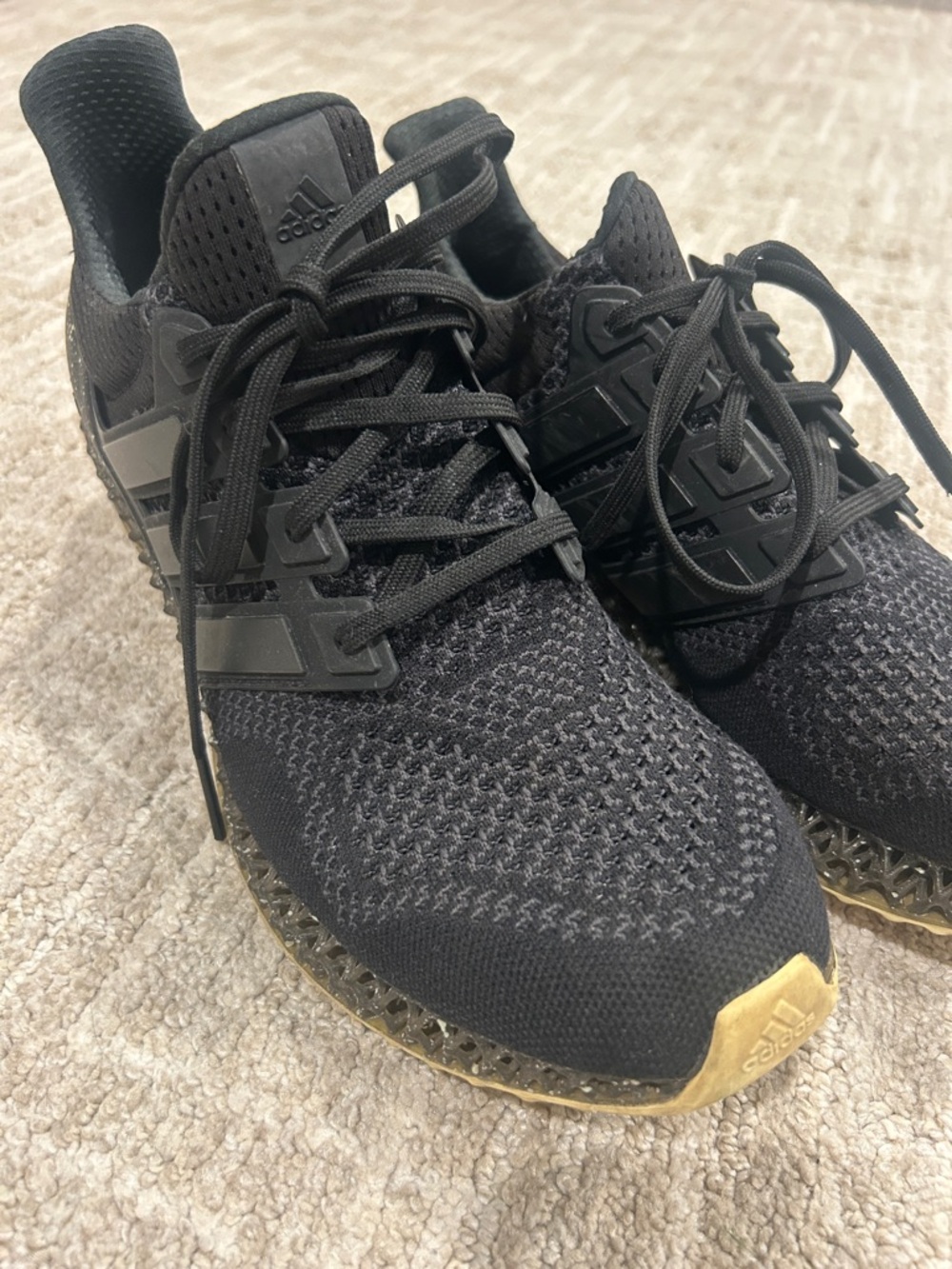 Adidas Men’s ULTRA 4D Black Gold Metallic Knit Lattice Size 11.5